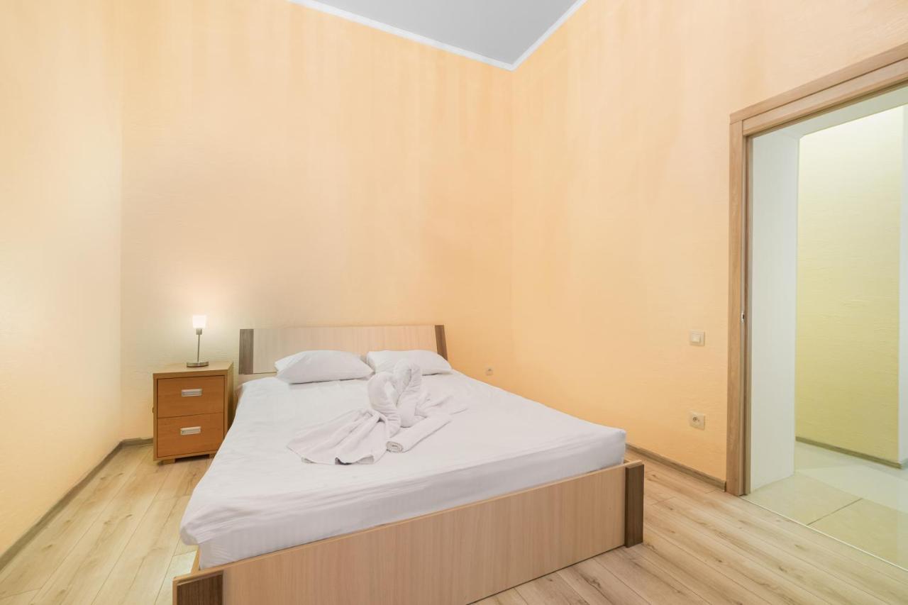 Apartment Near Deribasovskaya オデッサ エクステリア 写真